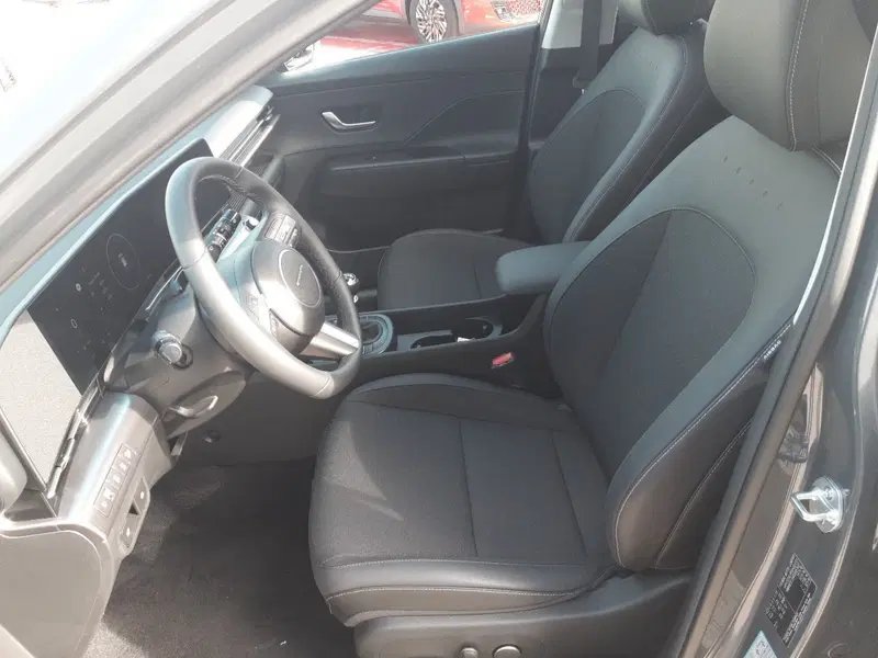 Hyundai Kona nuova a Campobasso (17)