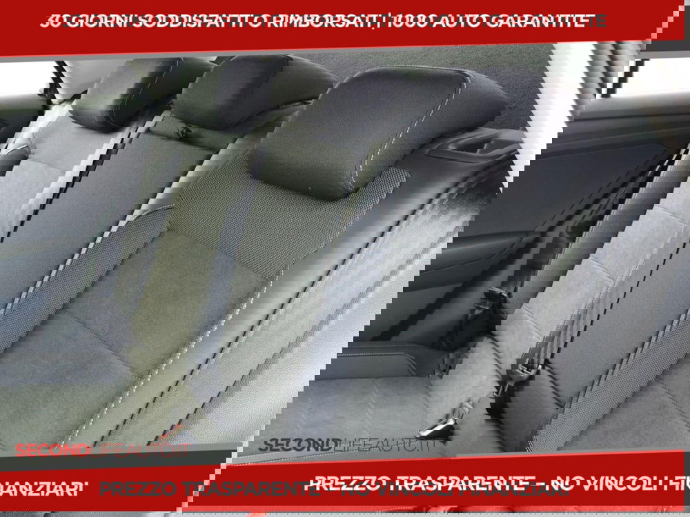 Volkswagen T-Roc nuova a Chieti (14)