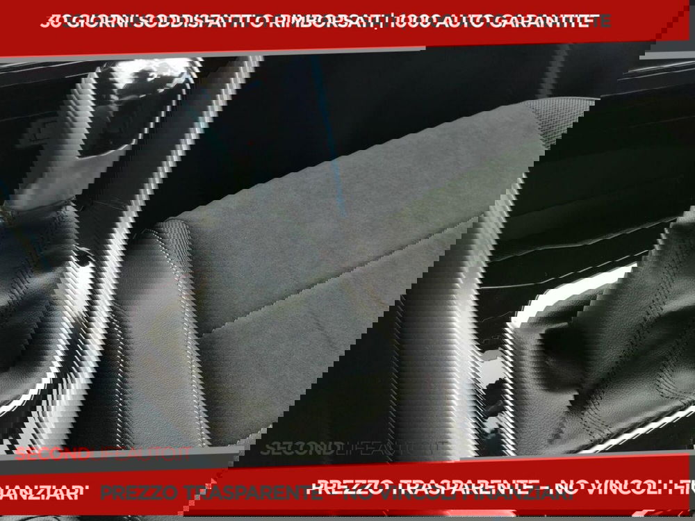 Volkswagen T-Roc nuova a Chieti (17)