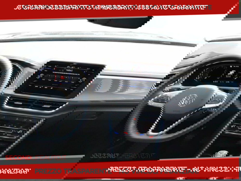 Volkswagen T-Roc nuova a Chieti (8)