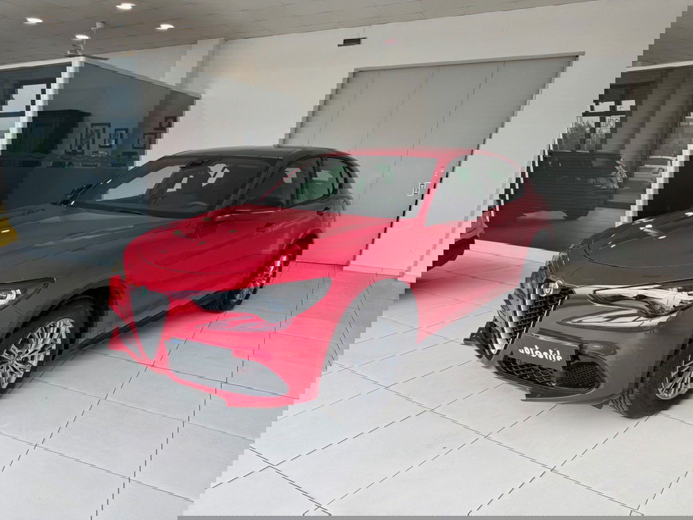 Alfa Romeo Stelvio nuova a Reggio Emilia (3)