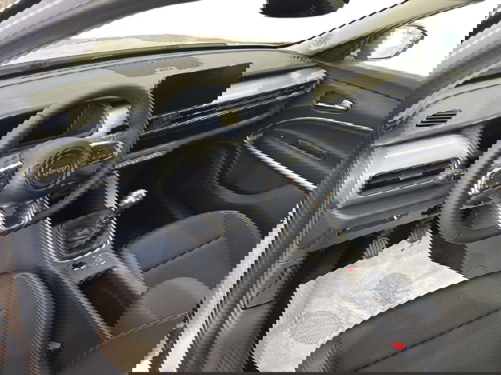 Jeep Avenger nuova a Agrigento (18)