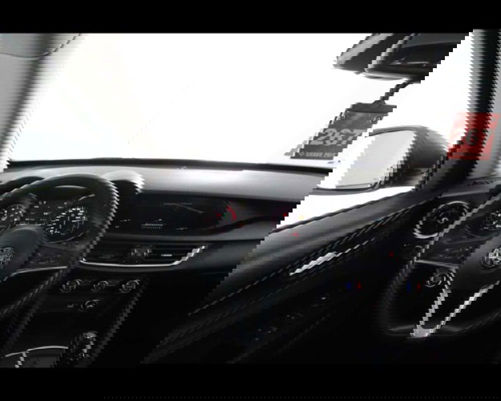Alfa Romeo Stelvio usata a Bologna (12)