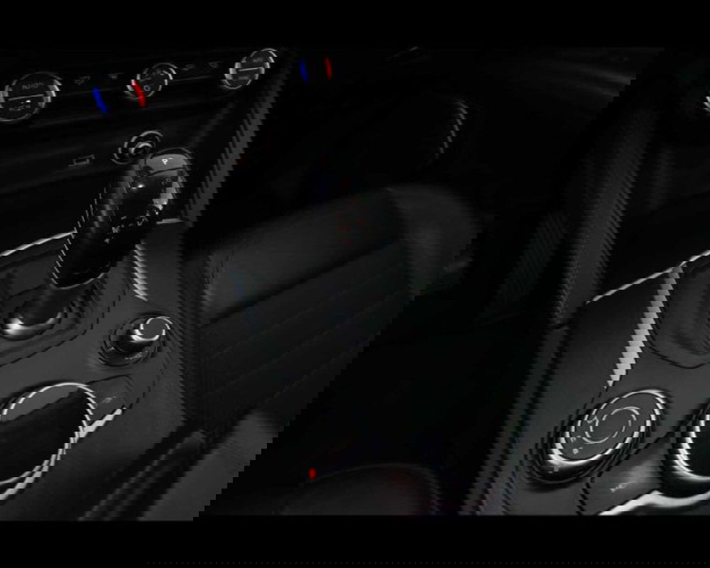 Alfa Romeo Stelvio usata a Bologna (17)