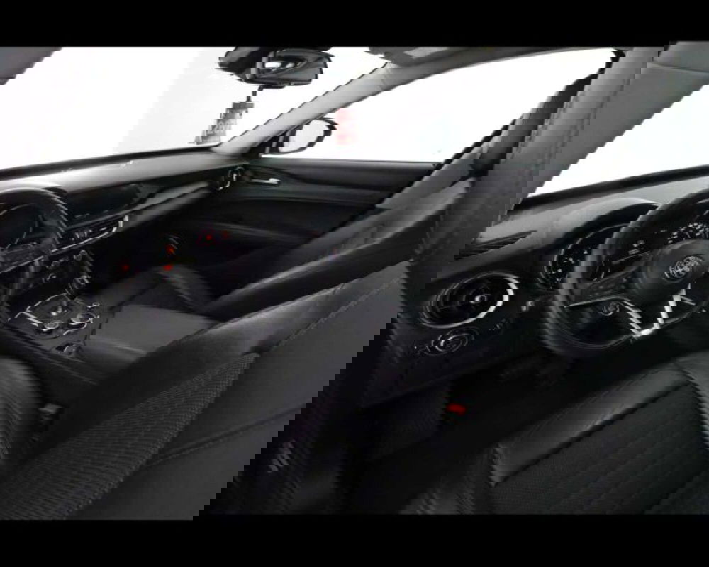 Alfa Romeo Stelvio usata a Bologna (9)
