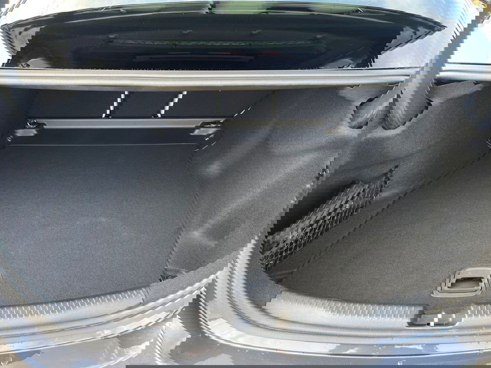 Mercedes-Benz Classe C usata a Bari (8)