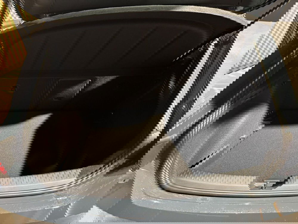 Cupra Leon nuova a Ferrara (15)