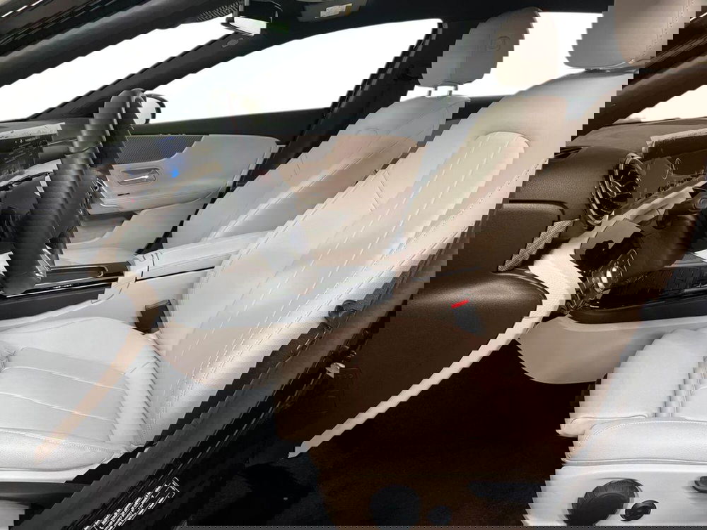 Mercedes-Benz Classe A nuova a Milano (10)