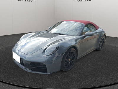 Porsche 911 Cabrio 3.0 Carrera 394cv auto del 2024 usata a Pescara