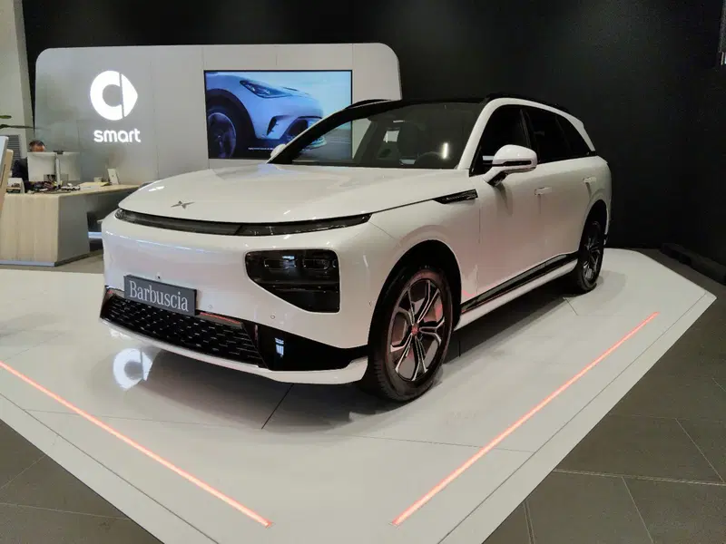 XPeng G9 nuova a Pescara