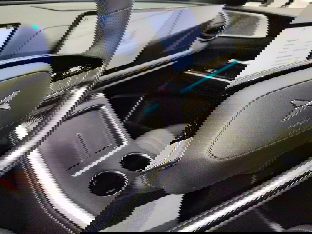 XPeng G9 nuova a Pescara (16)