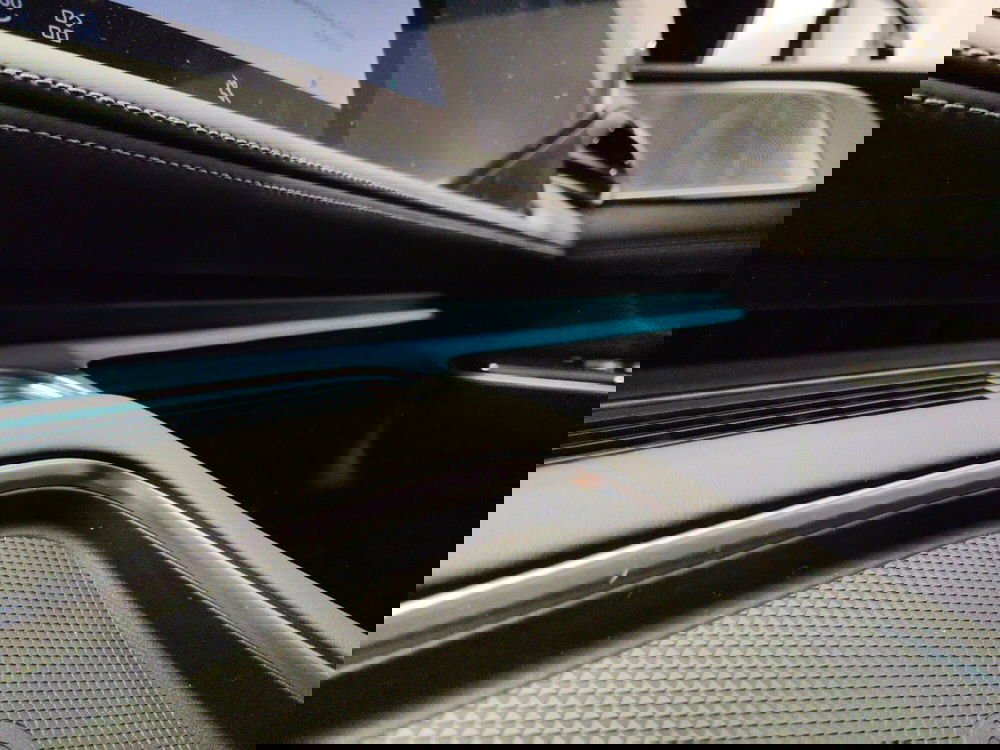 XPeng G9 nuova a Pescara (17)