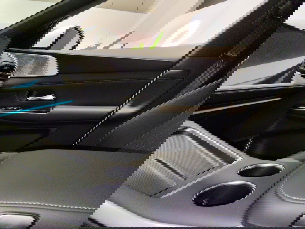 XPeng G9 nuova a Pescara (18)