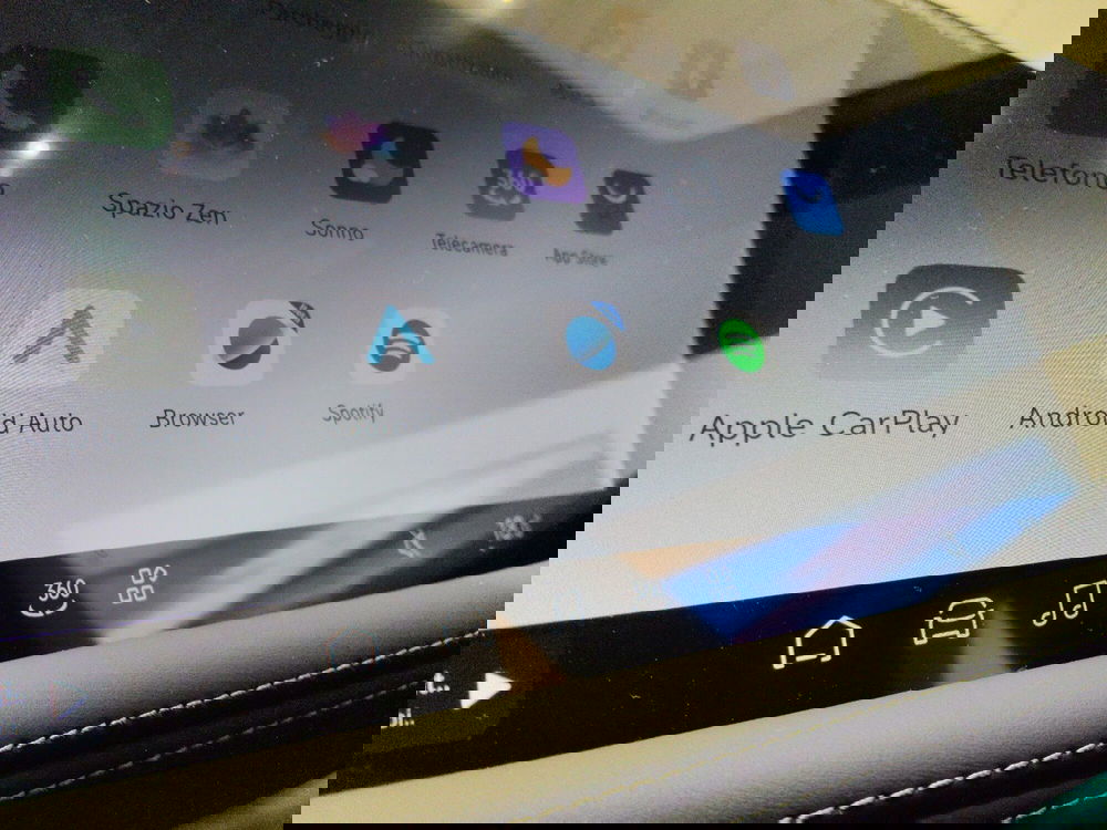 XPeng G9 nuova a Pescara (20)