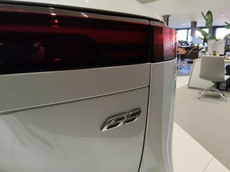 XPeng G9 nuova a Pescara (5)