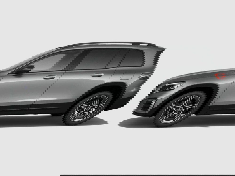 Mercedes-Benz GLB nuova a Ancona (2)