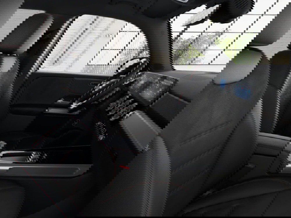 Mercedes-Benz GLB nuova a Ancona (9)