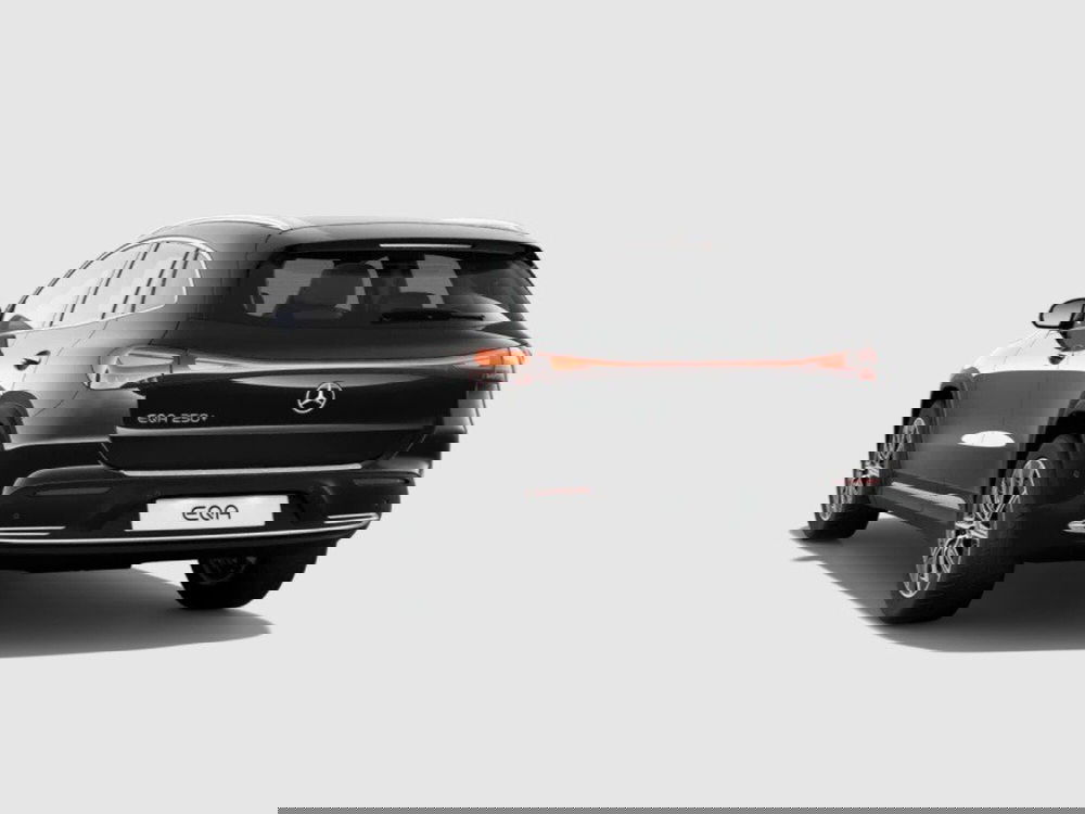 Mercedes-Benz EQA nuova a Ancona (3)