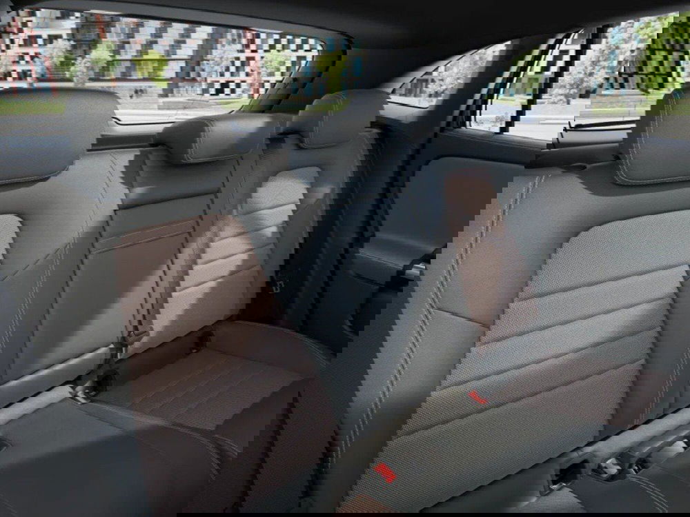 Mercedes-Benz EQA nuova a Ancona (11)