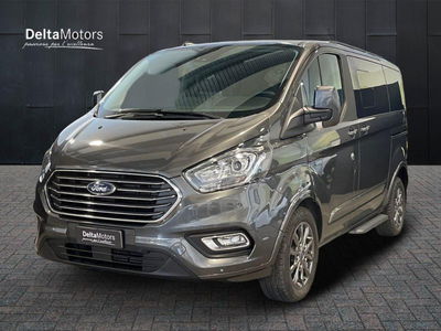 Ford Tourneo Custom 320 2.0 EcoBlue 150CV PC Titanium del 2022 usata a Montecosaro