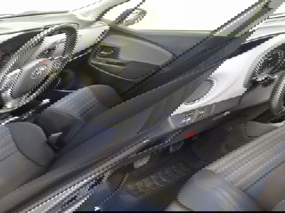 Toyota Yaris usata a Torino (9)