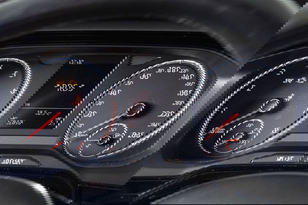 Volkswagen Polo usata a Perugia (17)