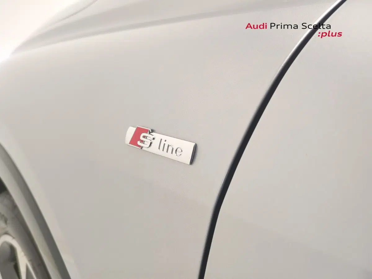 Audi Q4 Sportback usata a Avellino (10)