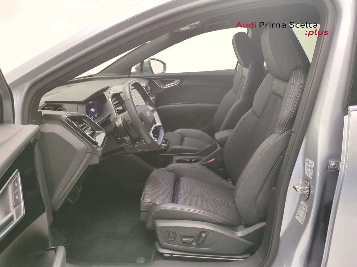 Audi Q4 Sportback usata a Avellino (18)