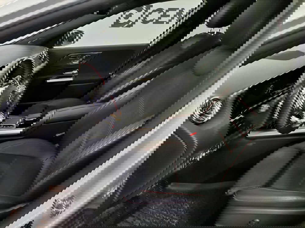 Mercedes-Benz GLA SUV usata a Salerno (9)