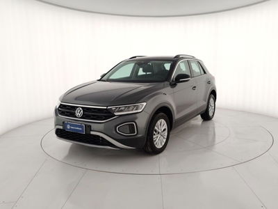 Volkswagen T-Roc 1.5 tsi Life dsg del 2024 usata a Massa