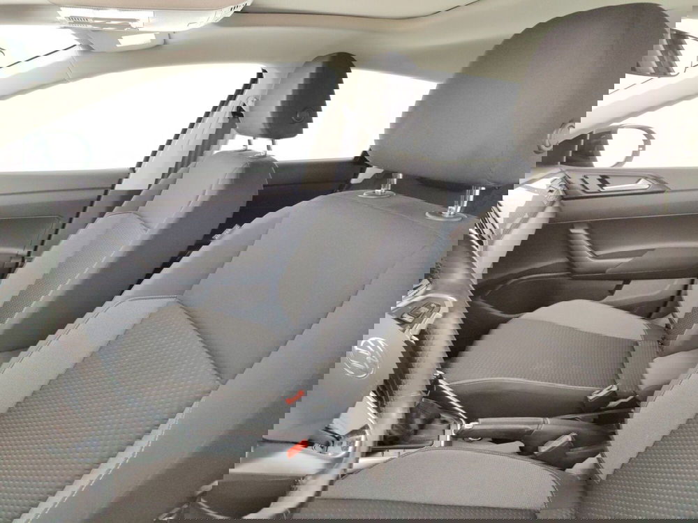 Volkswagen Taigo usata a Massa-Carrara (9)
