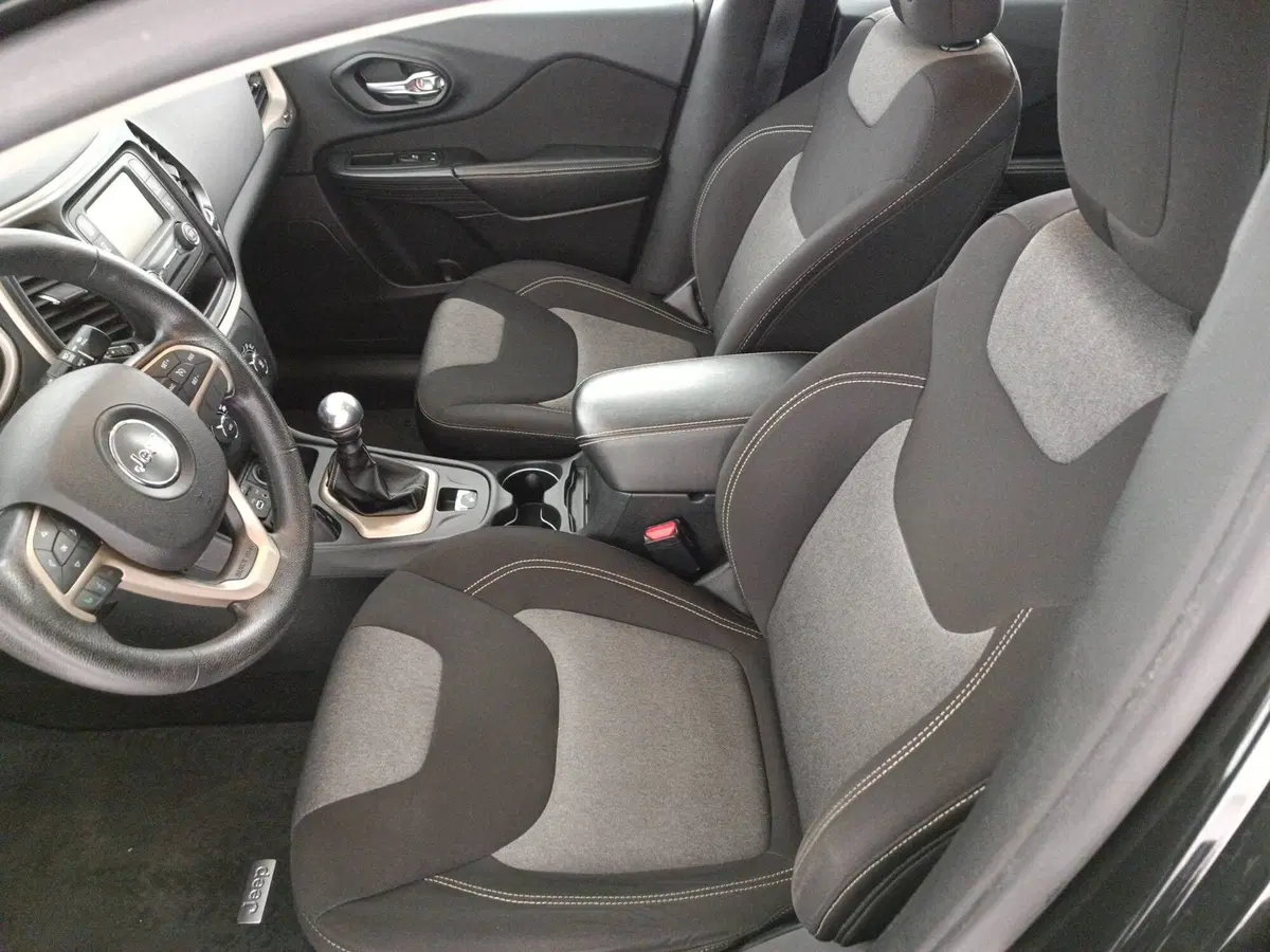 Jeep Cherokee usata a Treviso (12)