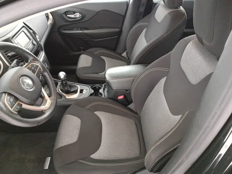 Jeep Cherokee usata a Treviso (12)
