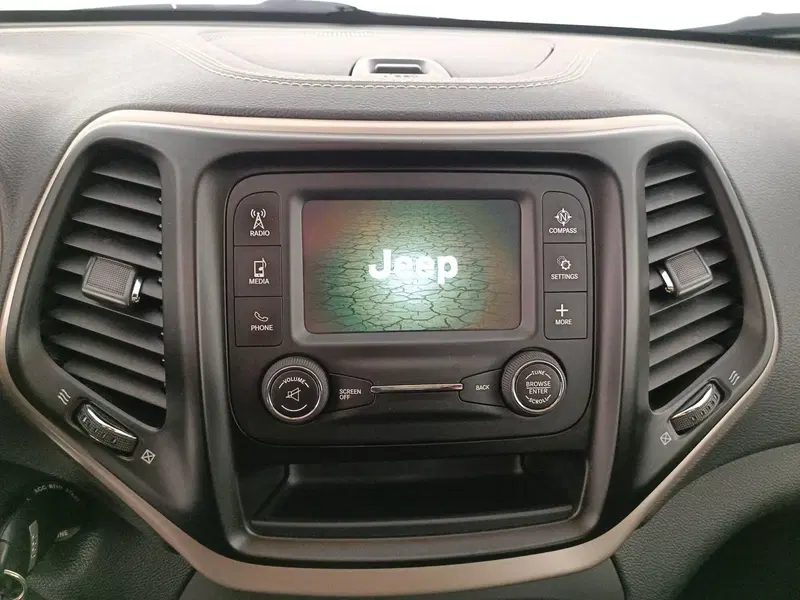 Jeep Cherokee usata a Treviso (17)
