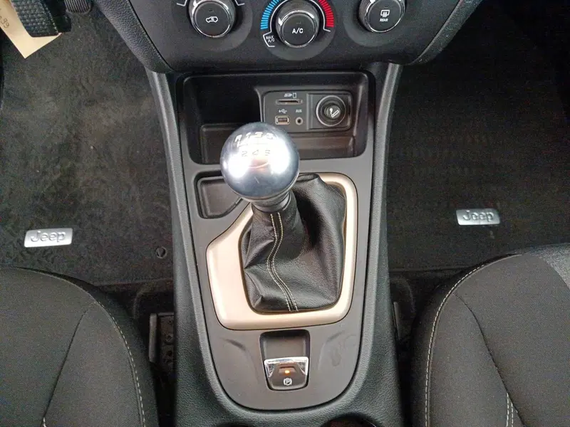 Jeep Cherokee usata a Treviso (19)