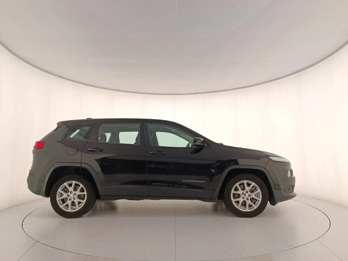 Jeep Cherokee usata a Treviso (7)