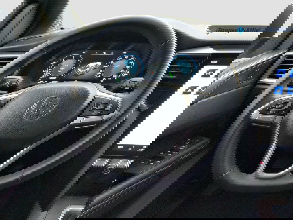 Volkswagen Veicoli Commerciali Amarok usata a Brescia (14)