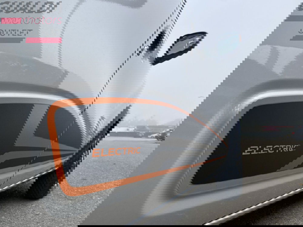 Dacia Spring usata a Modena (17)