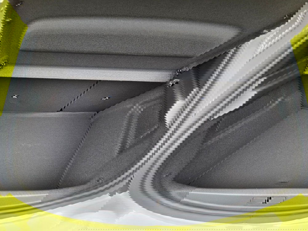 Peugeot 208 nuova a Belluno (5)