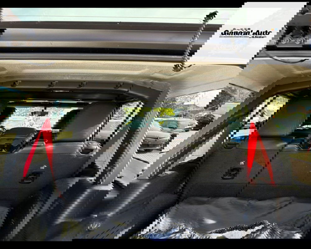 Jeep Wrangler Unlimited usata a Lucca (10)