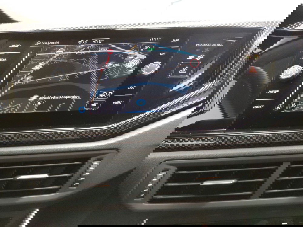 Volkswagen Taigo nuova a Bologna (13)