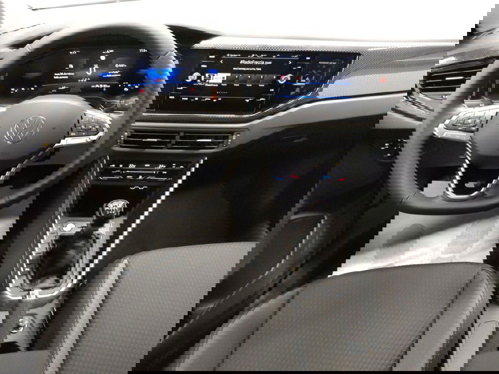 Volkswagen Taigo nuova a Bologna (17)