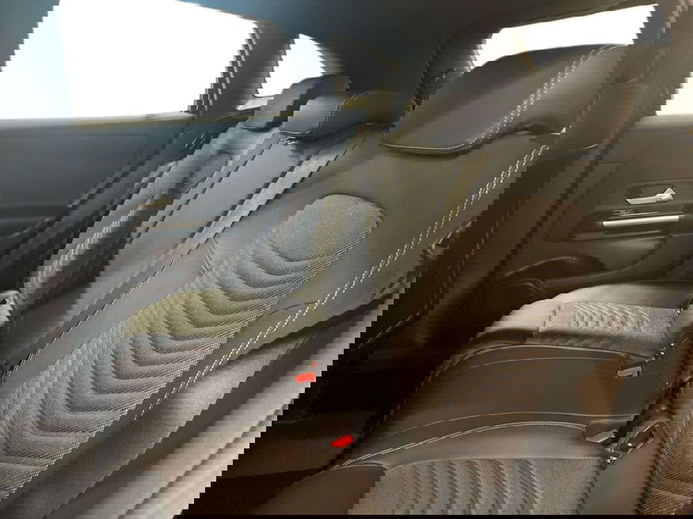 Mercedes-Benz GLA SUV nuova a Firenze (16)