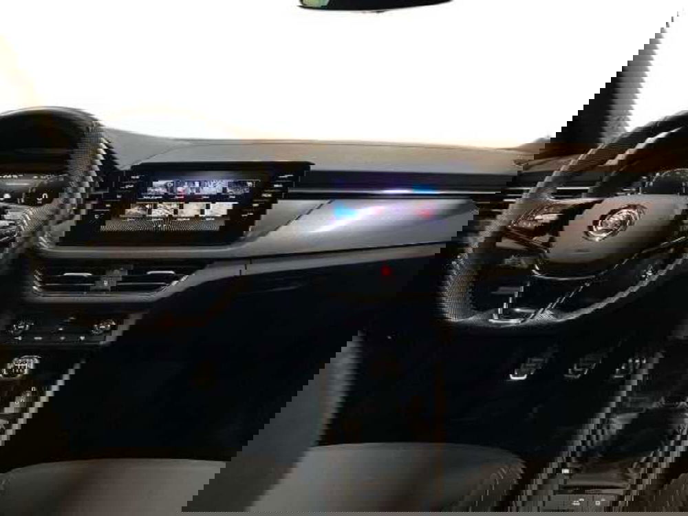 Skoda Kamiq usata a Prato (11)