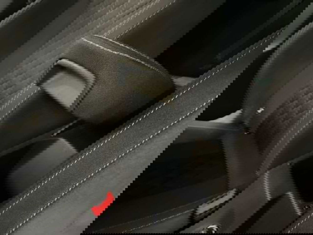 Skoda Kamiq usata a Prato (16)