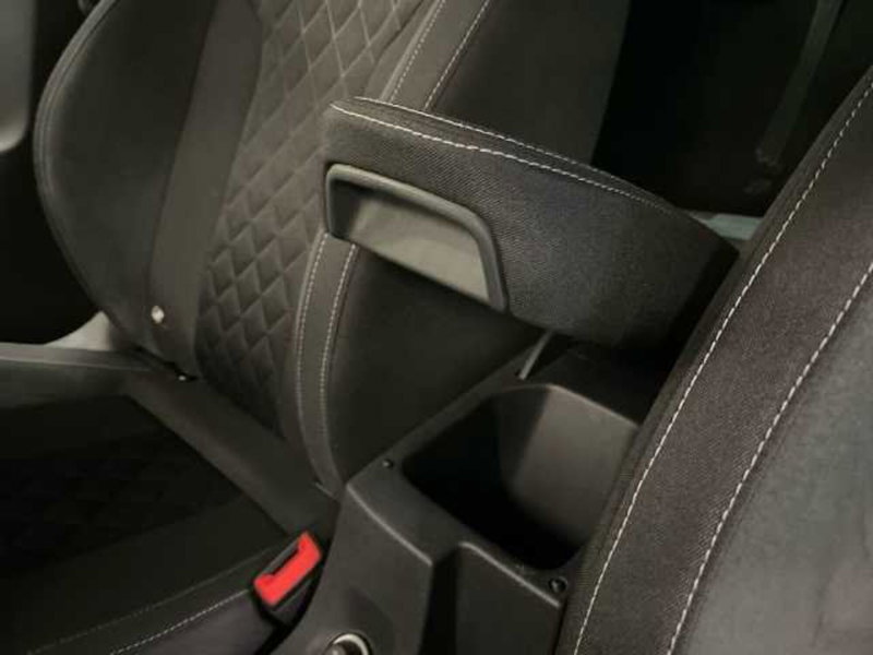 Skoda Kamiq usata a Prato (16)