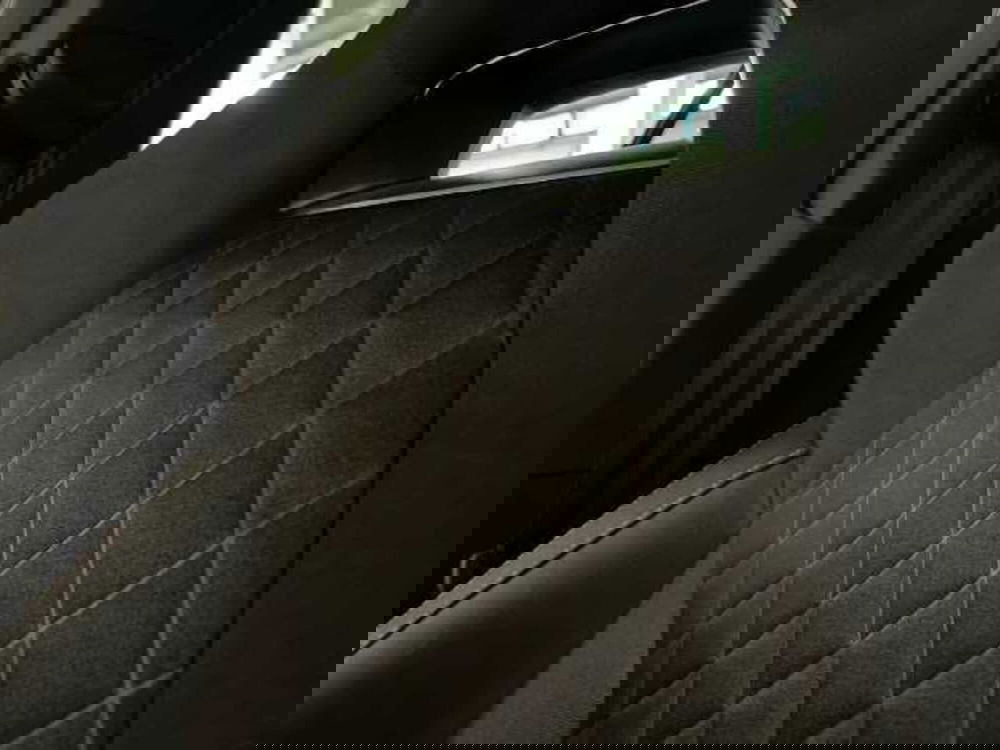 Skoda Kamiq usata a Prato (17)