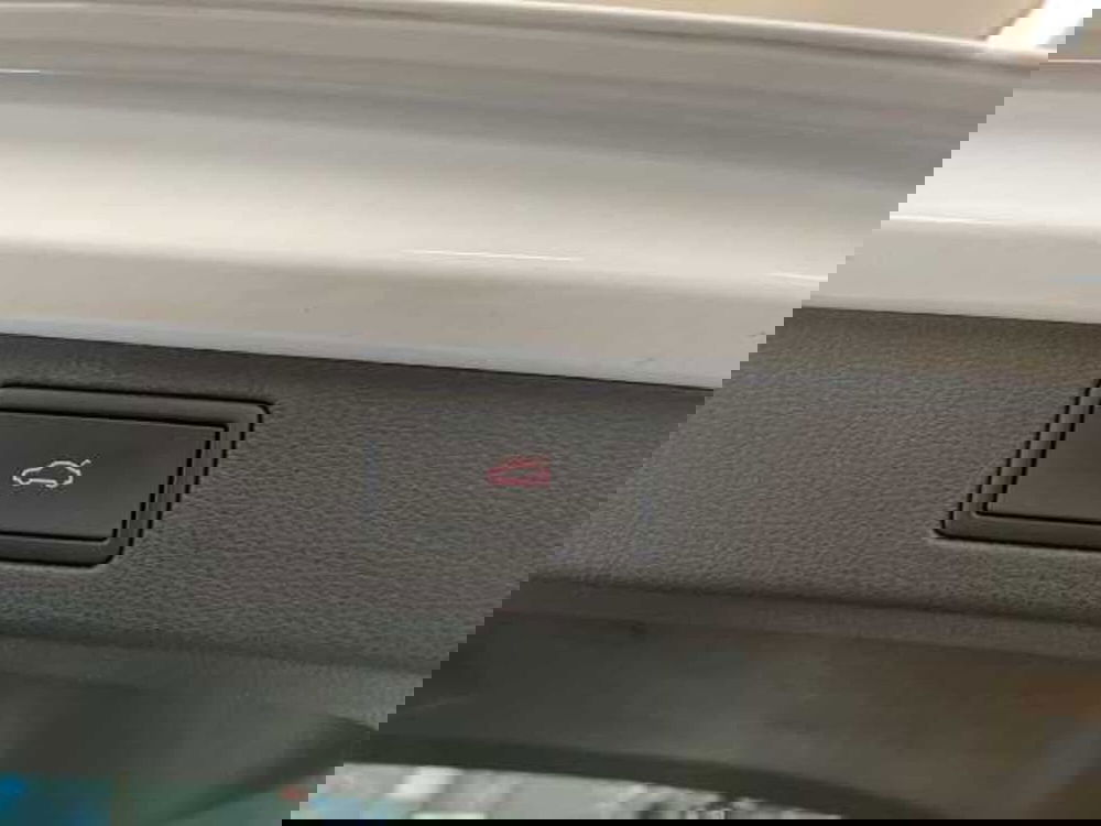 Skoda Kamiq usata a Prato (19)