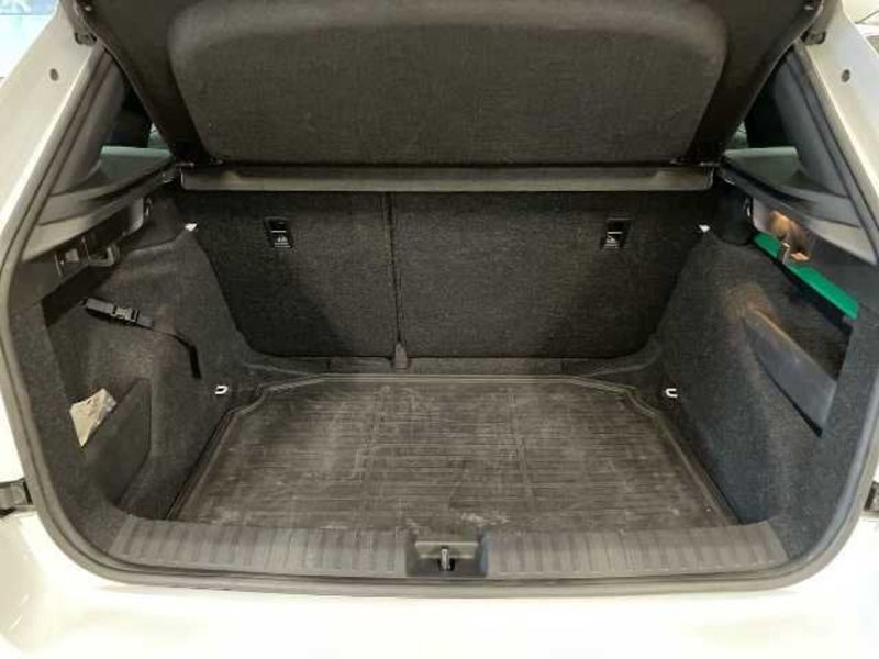 Skoda Kamiq usata a Prato (8)