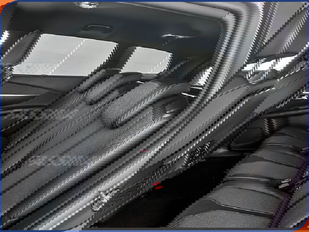 Peugeot 5008 usata a Milano (10)
